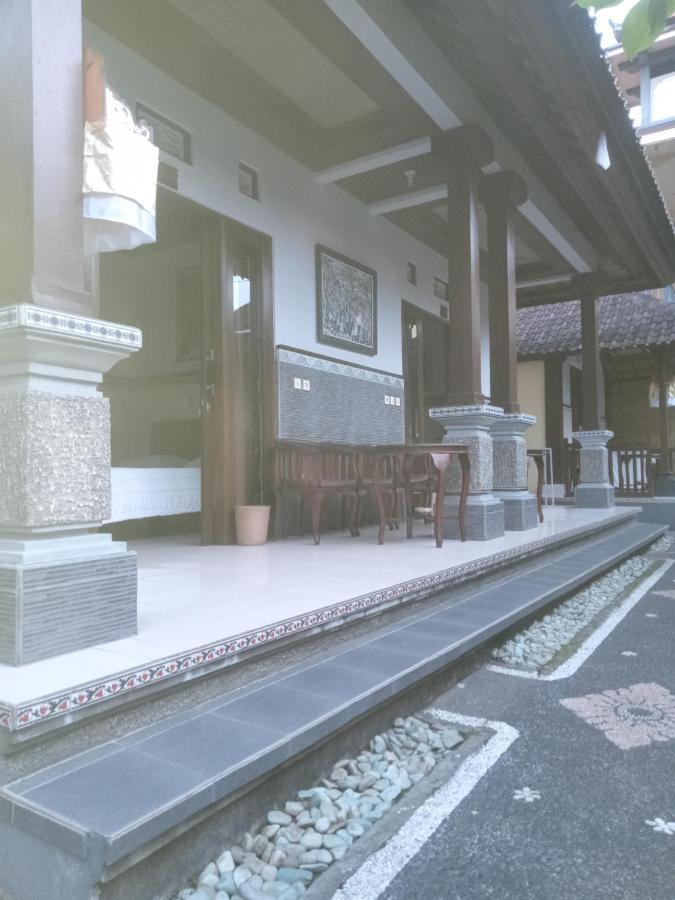 Dewi Antara Homestay Ubud  Exterior photo